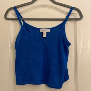 Cropped blue knit top